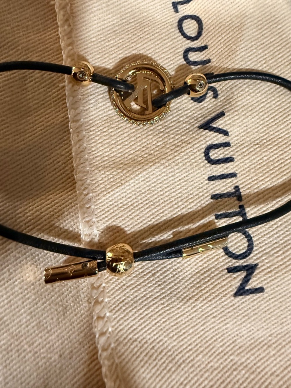 Louis Vuitton Black and Gold Glitter LV Charm Bracelet - Picture 3 of 5